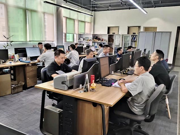 17.c1起草视频模具（jù）設計部